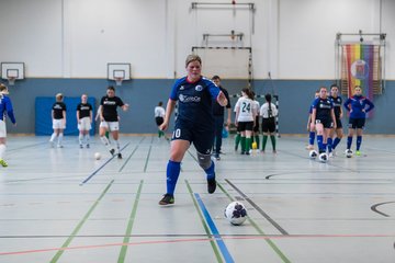 Bild 78 - F Loewinnen Hallen Cup